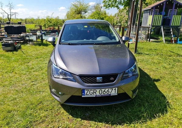 Seat Ibiza cena 39900 przebieg: 91000, rok produkcji 2017 z Szczecin małe 79